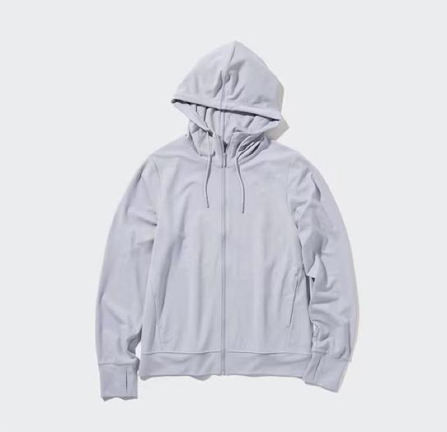 UNIQLO GAYUVJbgbVp[J  uh 