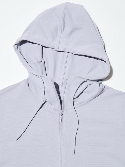 UNIQLO GAYUVJbgbVp[J  uh 