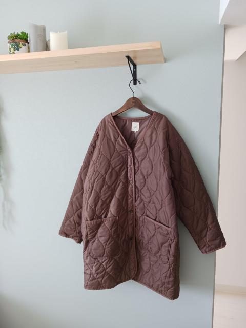 SO�SU/�R�[�g���t������I�u���E���J���[�̌y�ʃR�[�g