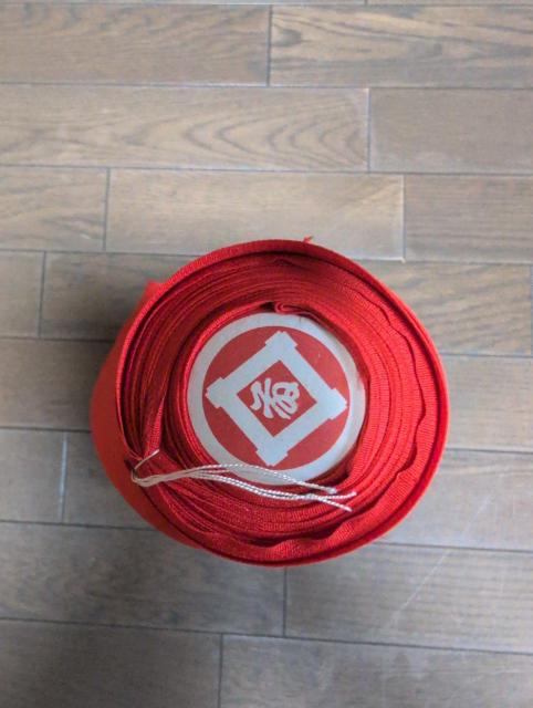 反物、たぶん襦袢地、赤浮かし柄 < 女性ファッション  反物、たぶん襦袢地、赤浮かし柄 < 女性ファッションの