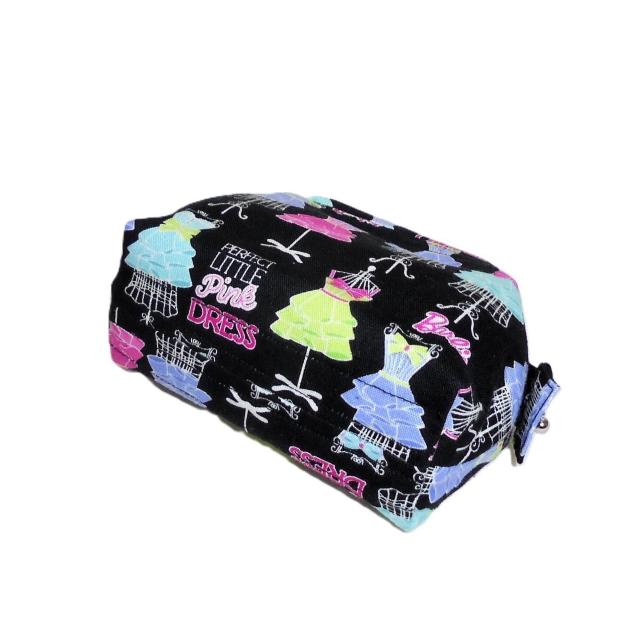 【ワイヤーポーチ】◆Barbie◆バービー・ドレス×黒地◆ < 女性ファッション 【ワイヤーポーチ】◆Barbie◆バービー・ドレス×黒地◆ < 女性ファッションの