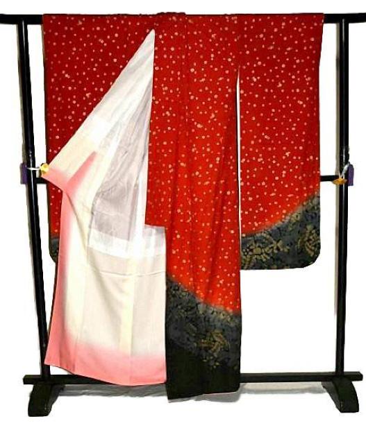 振袖 中古 着物 送料無料 最高級 新品同様 暈し染め 金彩 桜 草花文 花柄 身丈159cm 裄丈67.5cm 正絹 T3682 < 女性ファッション 振袖 中古 着物 送料無料 最高級 新品同様 暈し染め 金彩 桜 草花文 花柄 身丈159cm 裄丈67.5cm 正絹 T3682 < 女性ファッションの