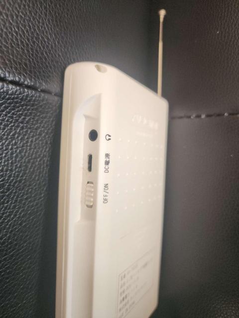 �W�����N�@�d������܂���BAUDiOM �J�C�z�E�W���p�� 3.2�^�����Z�OTV���ڃ��W�I KH-TVR320 �|�[�^�u��AM/FM �� �Ɠd/AV�� 