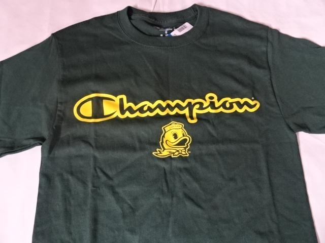 チャンピオン社製USカレッジ オレゴン大学ダックスTシャツUS S < 男性ファッション  チャンピオン社製USカレッジ オレゴン大学ダックスTシャツUS S  < 男性ファッションの