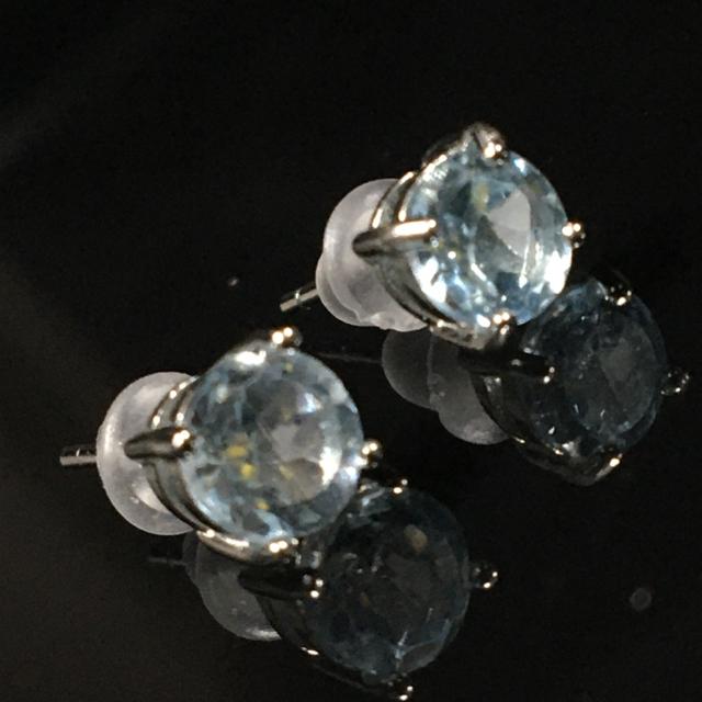 《高品質ピアス》宝石質 天然石ブルートパーズ S925 < 女性アクセサリー/時計  《高品質ピアス》宝石質 天然石ブルートパーズ S925  < 女性アクセサリー/時計の
