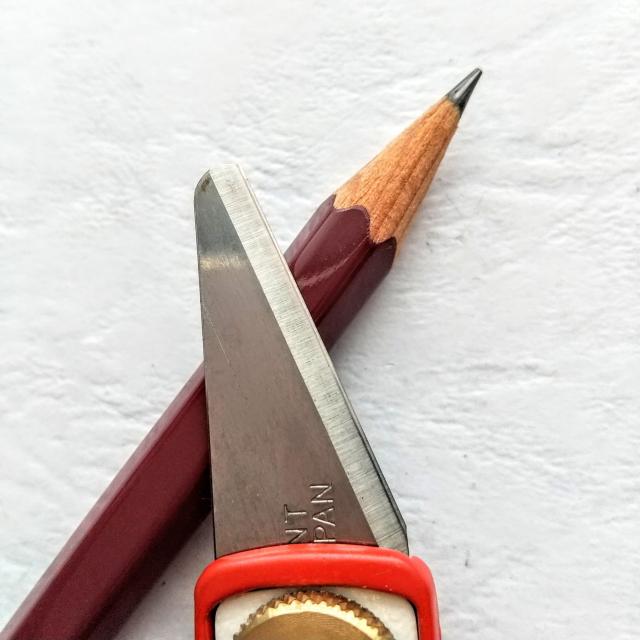 ag@1979N@ŕi@M@׍Hp@ms YB-200