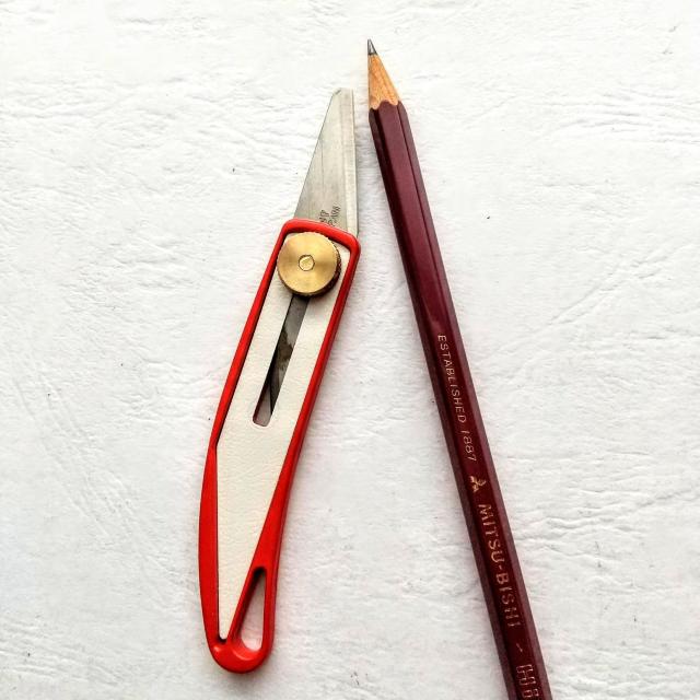 ag@1979N@ŕi@M@׍Hp@ms YB-200