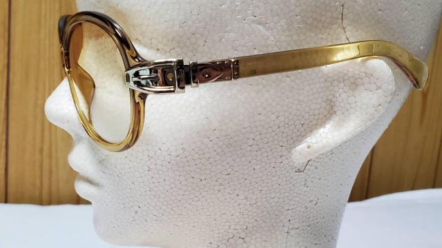 正規 新古 レア グッチ メタルベルトバックル クリアブラウン グラデーション サングラス 茶 ロゴ ラグジュアリーアイウェア < ブランド  正規 新古 レア グッチ メタルベルトバックル クリアブラウン グラデーション サングラス 茶 ロゴ ラグジュアリーアイウェア < ブランドの