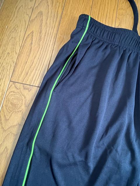 LLサイズ!高貴紳士的ストレッチ吸水速乾メッシュ素材!再帰反射付き!抗菌防臭!黒に近い濃紺系色合い!ハーフパンツ!両脇ポケット付き < 男性ファッション  LLサイズ!高貴紳士的ストレッチ吸水速乾メッシュ素材!再帰反射付き!抗菌防臭!黒に近い濃紺系色合い!ハーフパンツ!両脇ポケット付き < 男性ファッションの