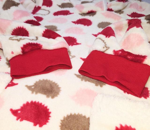 美品★ルームウェア★スカンジナビアンフォレスト★上着のみ★パジャマ★可愛い★Mサイズ★部屋着★ダル着★ワンピース★快眠★送料無料 < 女性ファッション  美品★ルームウェア★スカンジナビアンフォレスト★上着のみ★パジャマ★可愛い★Mサイズ★部屋着★ダル着★ワンピース★快眠★送料無料 < 女性ファッションの