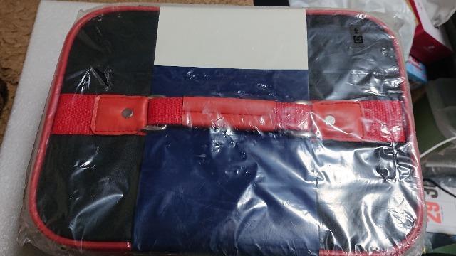 �~�b�L�[�E�R�X���P�[�X�E1