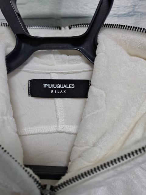 ☆1PIU1UGUALE3 RELAX ウノピュウノウグァーレトレリラックス 総ロゴ 刺繍 ダブルジップ パーカー/メンズ/M < 男性ファッション ☆1PIU1UGUALE3 RELAX ウノピュウノウグァーレトレリラックス 総ロゴ 刺繍 ダブルジップ パーカー/メンズ/M < 男性ファッションの