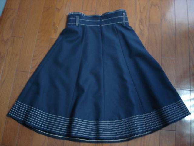 ★アプワイザーリッシェ ステッチデザインのフレアースカート★クローゼット整理価格! < ブランド  ★アプワイザーリッシェ ステッチデザインのフレアースカート★クローゼット整理価格! < ブランドの