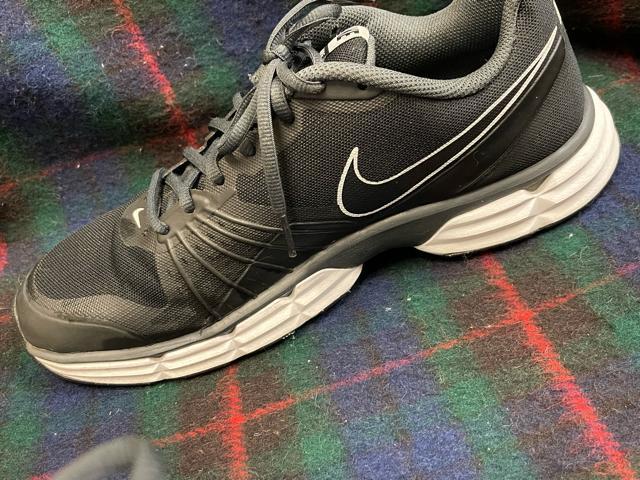 Nike ブラック ランニングシューズ ナイキ 27.5センチ < ブランド Nike ブラック ランニングシューズ ナイキ 27.5センチ < ブランドの