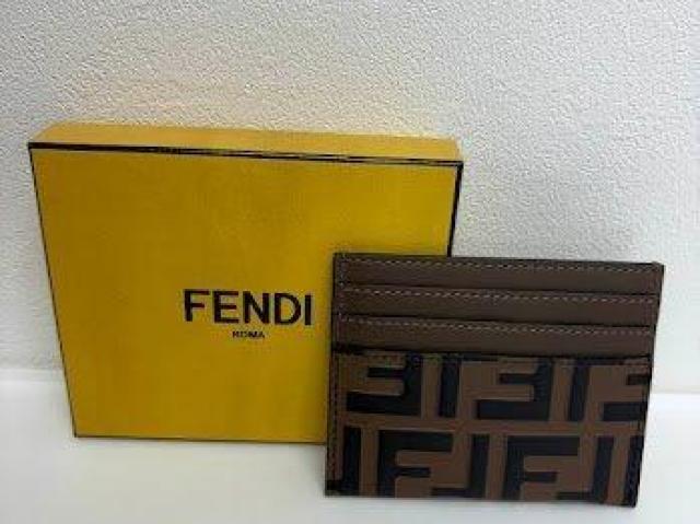 FENDI tFfB J[hP[X  FF_Ch uE fB[X  uh 