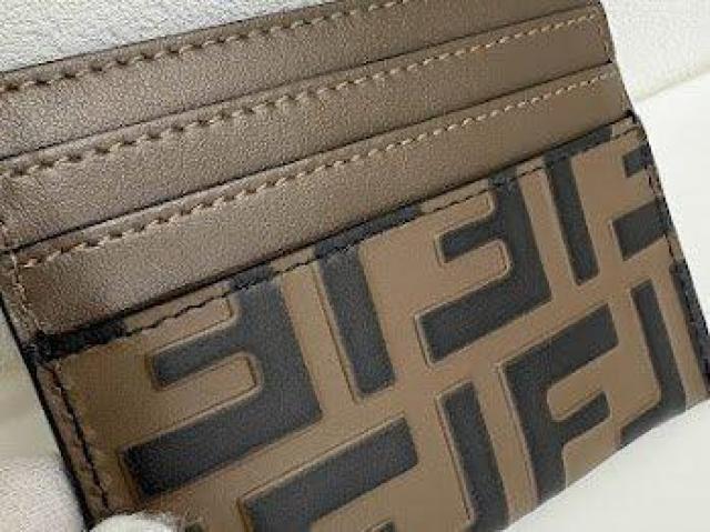 FENDI tFfB J[hP[X  FF_Ch uE fB[X  uh 