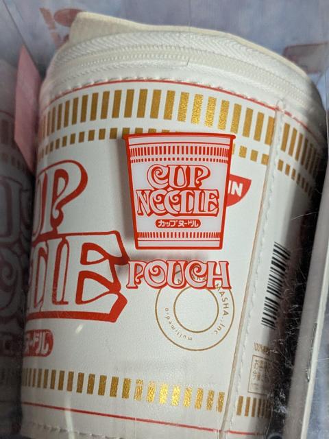 実物大カップヌードルポーチ < ホビー 実物大カップヌードルポーチ < ホビーの