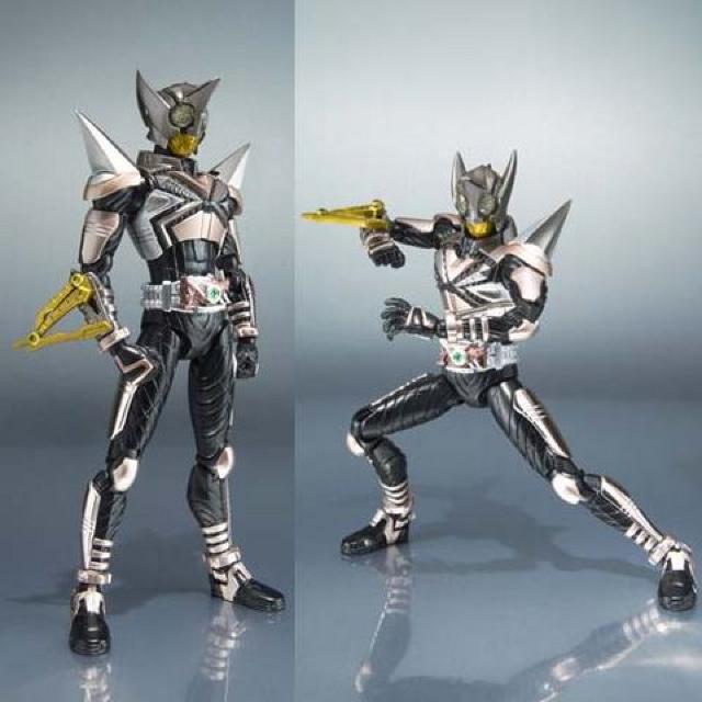 S.H.フィギュアーツ パンチホッパー 【初回限定・特典スタンド付属版】 < ホビー  S.H.フィギュアーツ パンチホッパー 【初回限定・特典スタンド付属版】 < ホビーの