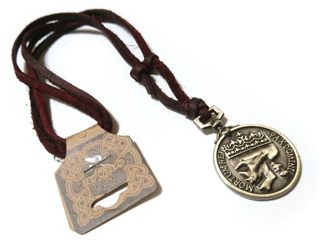 新品・未使用 Posthumous 髑髏×王冠トップ レザーネックレス < 男性アクセサリー/時計  新品・未使用 Posthumous 髑髏×王冠トップ レザーネックレス < 男性アクセサリー/時計の