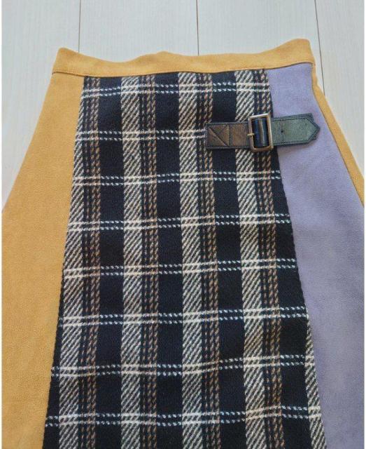 shemoshelly シーモシェリー 配色切替スカート スウェード サイズM < 女性ファッション  shemoshelly シーモシェリー 配色切替スカート スウェード サイズM < 女性ファッションの