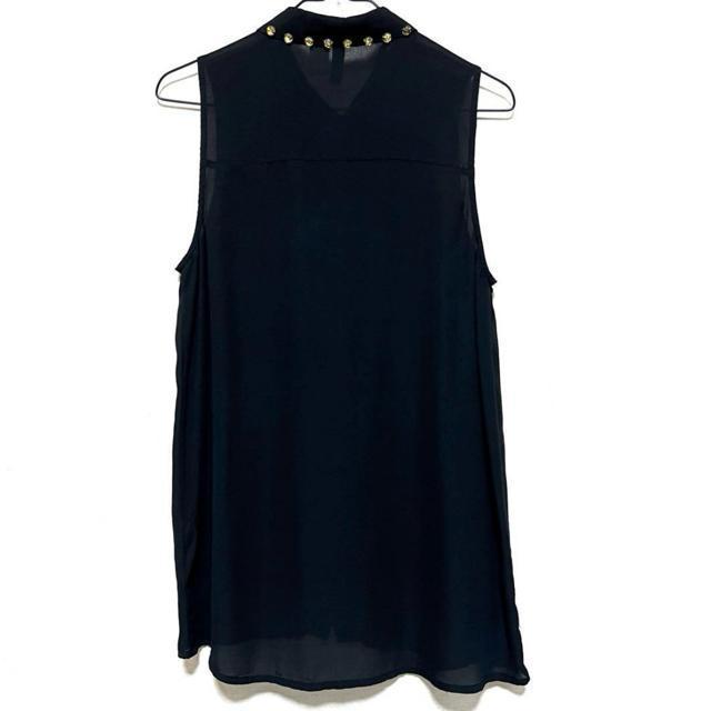 【美品】ビジュー襟ノースリーブカットソーシャツ/H&M/サイズM/黒 < 女性ファッション  【美品】ビジュー襟ノースリーブカットソーシャツ/H&M/サイズM/黒 < 女性ファッションの