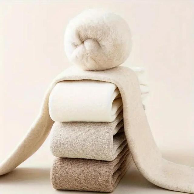 超お買い得1290円★あったか編み込みニーハイソックス、2個セット、冬用、伸縮性抜群 ブラック + ミルクホワイト < 女性ファッション  超お買い得1290円★あったか編み込みニーハイソックス、2個セット、冬用、伸縮性抜群 ブラック + ミルクホワイト < 女性ファッションの