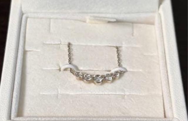 �����h�V�[�@�l�b�N���X �� �u�����h�� 