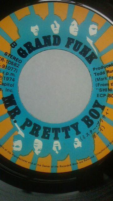 送料無料 グランド・ファンク 7インチ シングルレコード シャイニン・オン < CD/DVD/ビデオ  送料無料 グランド・ファンク 7インチ シングルレコード シャイニン・オン < CD/DVD/ビデオの