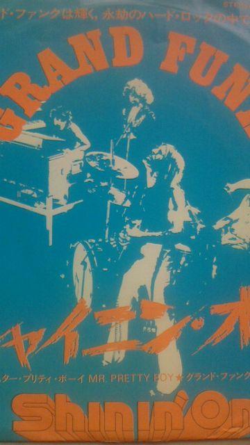 送料無料 グランド・ファンク 7インチ シングルレコード シャイニン・オン < CD/DVD/ビデオ  送料無料 グランド・ファンク 7インチ シングルレコード シャイニン・オン < CD/DVD/ビデオの