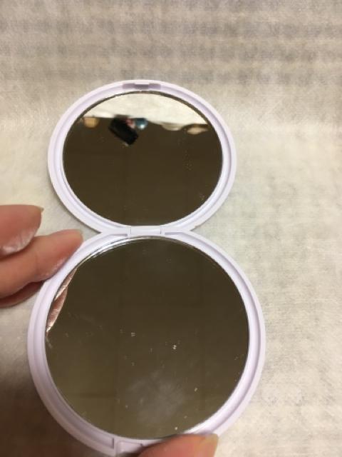 ◆直径7.5センチ「ジーニー コンパクトミラー」 < 女性ファッション  ◆直径7.5センチ「ジーニー コンパクトミラー」 < 女性ファッションの