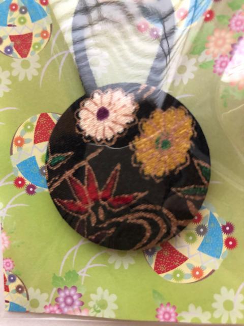 ハンドメイド ヘアゴム 特大 くるみボタン 和柄 絹 < 女性ファッション  ハンドメイド ヘアゴム 特大 くるみボタン 和柄 絹 < 女性ファッションの