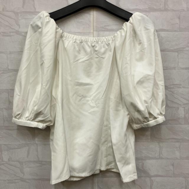 即決 新品 タグ付き LBC ピンタックシャツワンピース < 女性ファッション  即決 新品 タグ付き LBC ピンタックシャツワンピース < 女性ファッションの