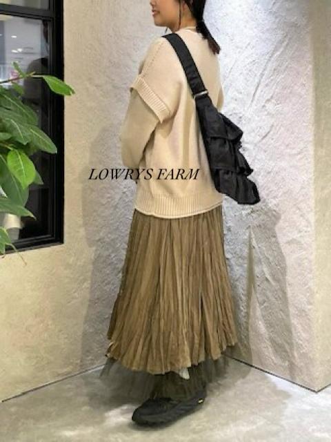 新品 LOWRYS FARM★ 前後着用2WAYハンドステッチライクプルオーバー < 女性ファッション  新品 LOWRYS FARM★ 前後着用2WAYハンドステッチライクプルオーバー < 女性ファッションの