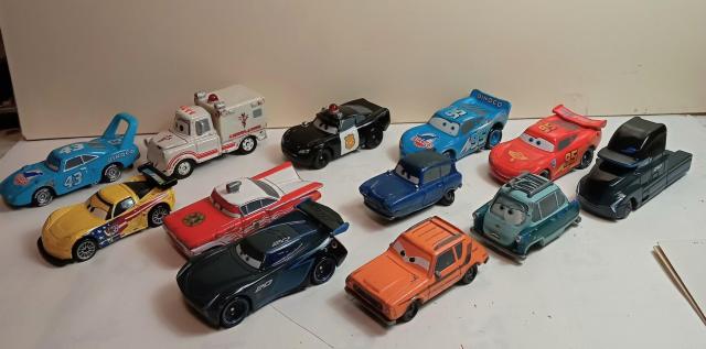 トミカディズニーカーズ 12台 < ホビー トミカディズニーカーズ 12台 < ホビーの