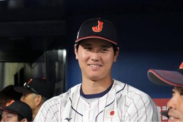 【送料無料】野球 大谷翔平厳選写真フォトL判10枚セット J < タレントグッズ  【送料無料】野球 大谷翔平厳選写真フォトL判10枚セット J < タレントグッズの