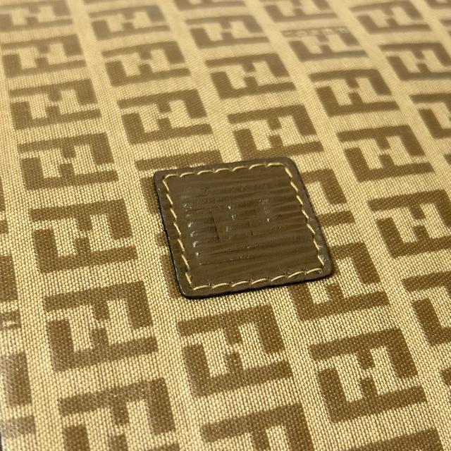 FENDI �t�F���f�B �Y�b�J�� �Y�b�L�[�m PVC ���U�[ �Z�J���h�o�b�O �N���b�`�o�b�O �����Y �u���E�� �� �u�����h�� 
