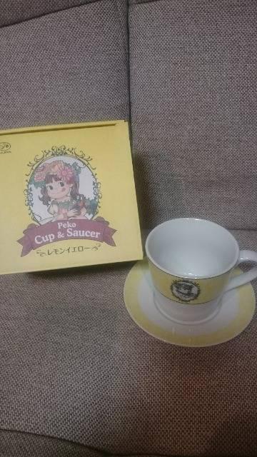未使用 不二家 ペコちゃん カップ&ソーサー 色レモンイエロー 陶磁器 < アニメ/コミック/キャラクター 未使用 不二家 ペコちゃん カップ&ソーサー 色レモンイエロー 陶磁器 < アニメ/コミック/キャラクターの