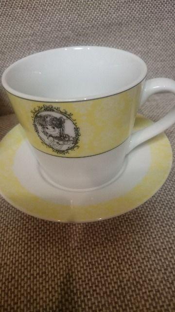 未使用 不二家 ペコちゃん カップ&ソーサー 色レモンイエロー 陶磁器 < アニメ/コミック/キャラクター 未使用 不二家 ペコちゃん カップ&ソーサー 色レモンイエロー 陶磁器 < アニメ/コミック/キャラクターの