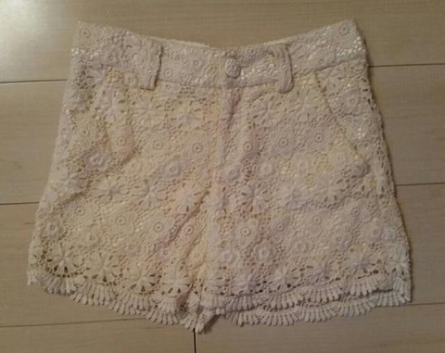 ●FREE´S SHOP●刺繍ショートパンツ/sizeM < ブランド ●FREE´S SHOP●刺繍ショートパンツ/sizeM < ブランドの