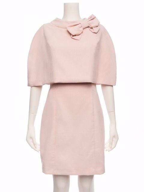 大人気完売☆Emiria Wiz☆ケープ風ワンピ☆ピンクベージュ☆S☆新品タグ付 < ブランド 大人気完売☆Emiria Wiz☆ケープ風ワンピ☆ピンクベージュ☆S☆新品タグ付 < ブランドの