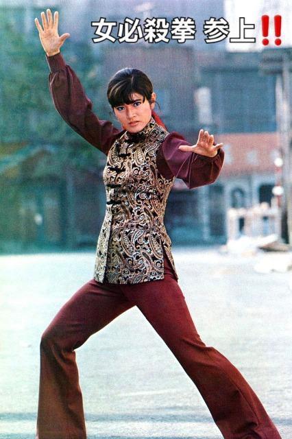 新品タペストリー☆13階段のマキ 志穂美悦子☆ < インテリア/ライフ 新品タペストリー☆13階段のマキ 志穂美悦子☆ < インテリア/ライフの