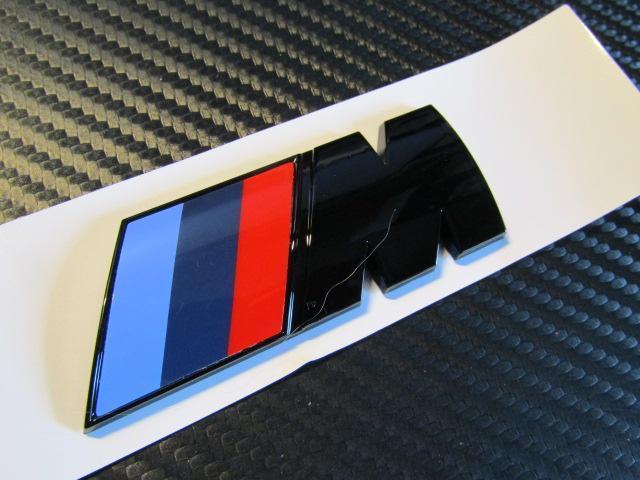 ● BMW M SPORT TYPE ピアノブラック仕上げ 軽量ABS製 ラウンドタイプ スポーツ エンブレムM 新品! < 自動車/バイク ● BMW M SPORT TYPE ピアノブラック仕上げ 軽量ABS製 ラウンドタイプ スポーツ エンブレムM 新品! < 自動車/バイク