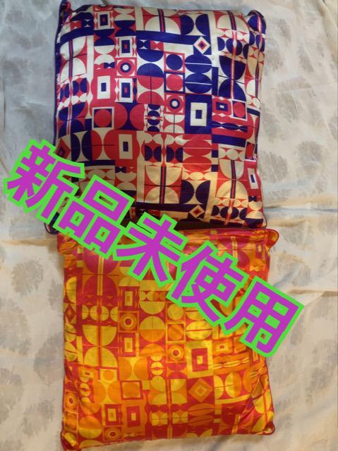 特価★新品未使用★座布団2枚セット華やかゴージャスモダン空間を演出ボリューム感があり、快適な座り心地スタイリッシュ大活躍 < インテリア/ライフ  特価★新品未使用★座布団2枚セット華やかゴージャスモダン空間を演出ボリューム感があり、快適な座り心地スタイリッシュ大活躍  < インテリア/ライフの