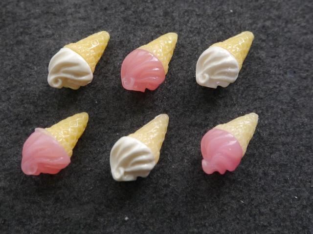 プラパーツ 手芸・アクセサリーパーツ  ソフトクリーム 6個セット < 香水/コスメ/ネイル  プラパーツ 手芸・アクセサリーパーツ  ソフトクリーム 6個セット  < 香水/コスメ/ネイルの