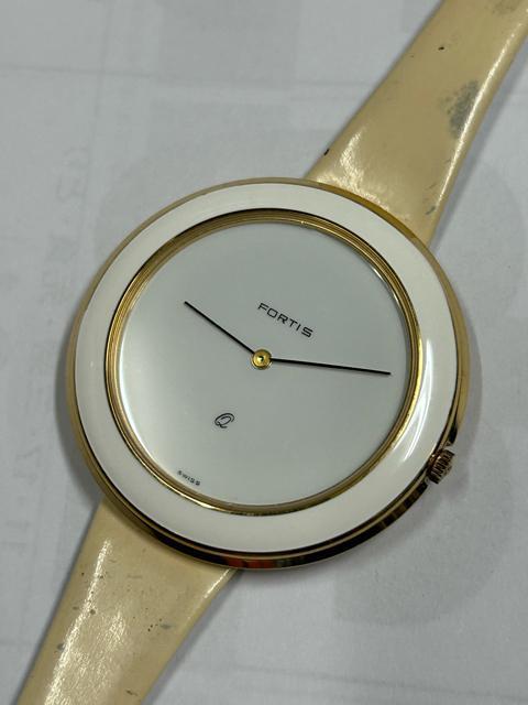 tHeXAfBXEHb`ANH[c   ANZT[/v 