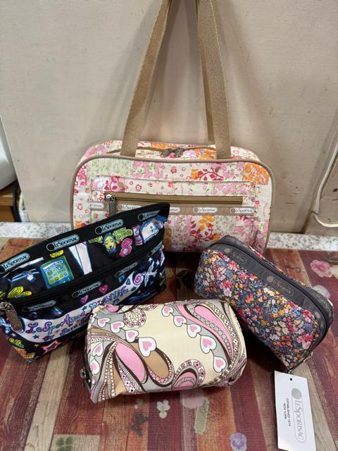���ӂ����߂ā�LeSportsac�o�b�N�E�|�[�`4�_�܂Ƃߔ��聚�V�i�^�O�t���L�聚1000�~�X�^�[�g