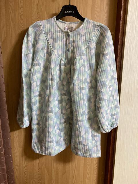 2092.未使用☆アラビアンエコー☆冬パジャマ3点セット☆葉柄☆サイズL < 女性ファッション 2092.未使用☆アラビアンエコー☆冬パジャマ3点セット☆葉柄☆サイズL < 女性ファッションの