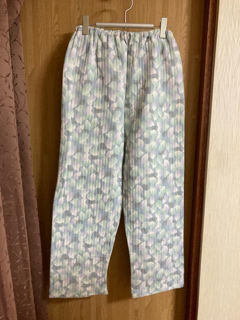 2092.未使用☆アラビアンエコー☆冬パジャマ3点セット☆葉柄☆サイズL < 女性ファッション 2092.未使用☆アラビアンエコー☆冬パジャマ3点セット☆葉柄☆サイズL < 女性ファッションの