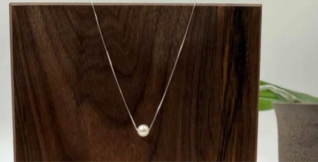 天然淡水真珠 × 925シルバー ネックレス 真珠7mm < 女性アクセサリー/時計 天然淡水真珠 × 925シルバー ネックレス 真珠7mm < 女性アクセサリー/時計の