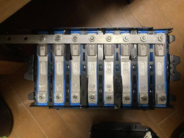 京セラ リチウムイオン EGS-LM72B より 1.2kWh サムスン SAMSUNG製 40Ah 3.75V 8S※BMS付き < 家電/AV 京セラ リチウムイオン EGS-LM72B より 1.2kWh サムスン SAMSUNG製 40Ah 3.75V 8S※BMS付き < 家電/AVの